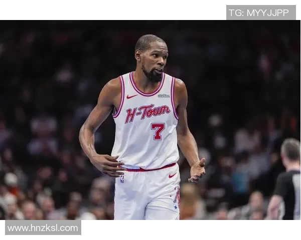 拍2小时赚200万美元！杜兰特透露护肤代言收入 高呼再打一年退役